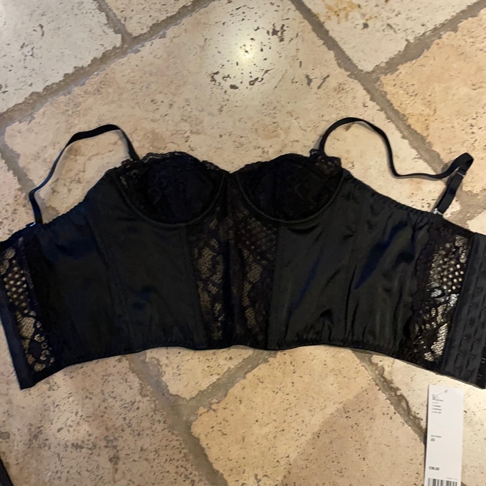 Brand new urban outfitters black lace bustier